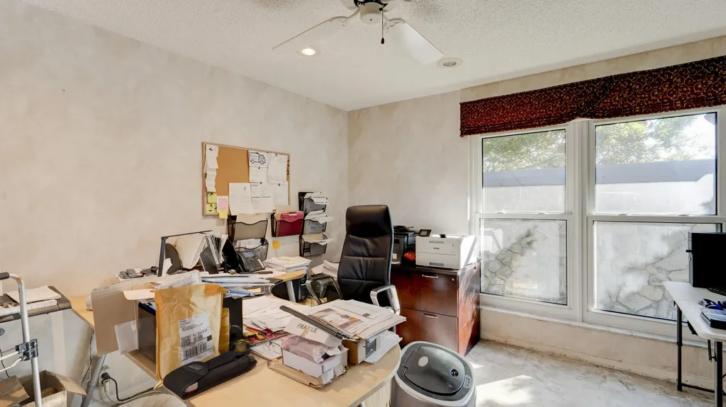 634 W Lakewoode Circle Delray Beach FL 33445