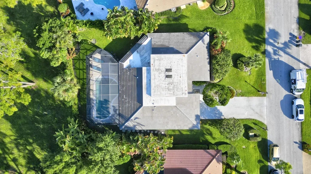 634 W Lakewoode Circle Delray Beach FL 33445