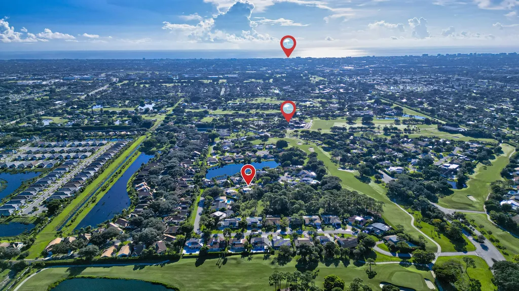 634 W Lakewoode Circle Delray Beach FL 33445