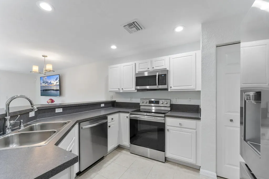 16129 Sierra Palms Drive Delray Beach FL 33484