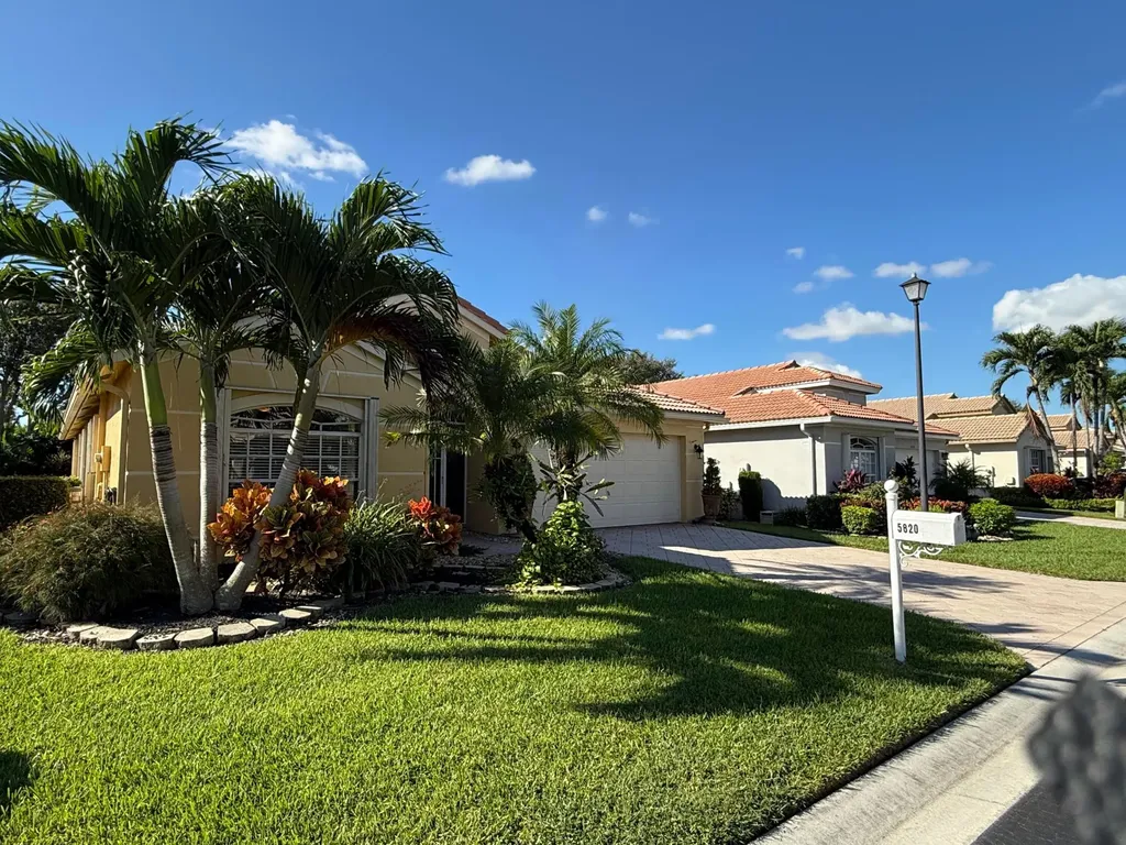 5820 Royal Club Drive Boynton Beach FL 33437