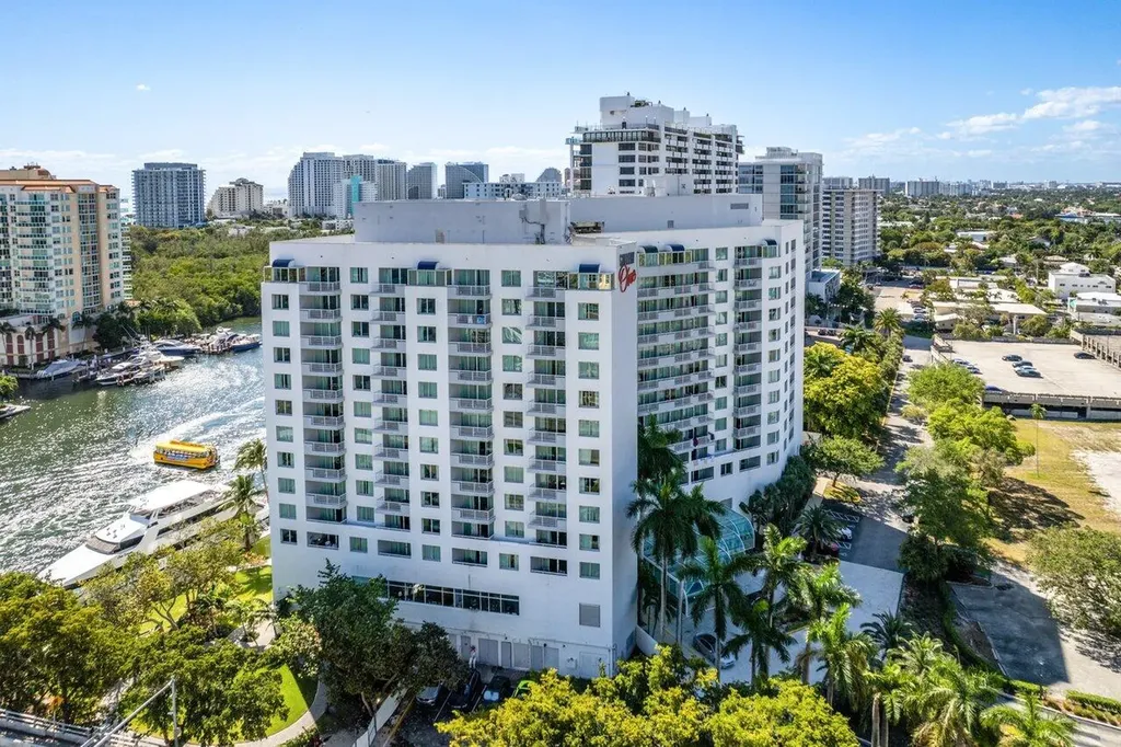 2670 E Sunrise Boulevard Fort Lauderdale FL 33304