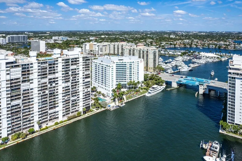 2670 E Sunrise Boulevard Fort Lauderdale FL 33304