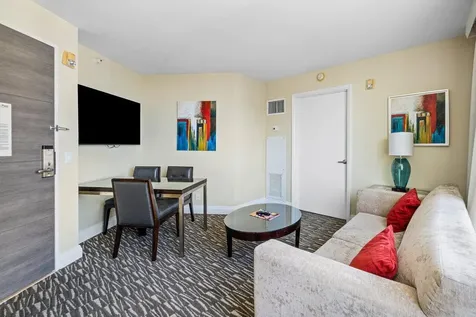 2670 E Sunrise Boulevard Fort Lauderdale FL 33304