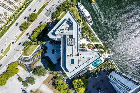 2670 E Sunrise Boulevard Fort Lauderdale FL 33304