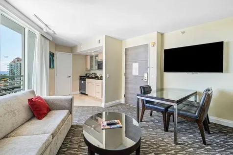 2670 E Sunrise Boulevard Fort Lauderdale FL 33304