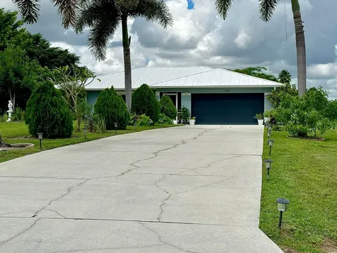 200 SW Ridgecrest Drive Port St Lucie FL 34953