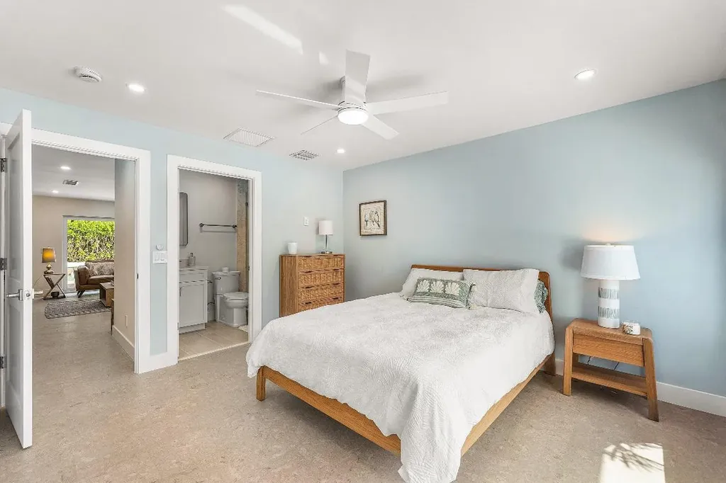 1070 Marble Way Boca Raton FL 33432