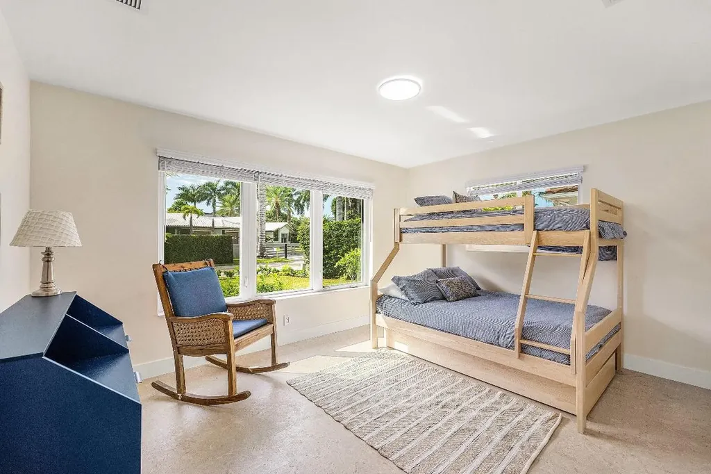 1070 Marble Way Boca Raton FL 33432