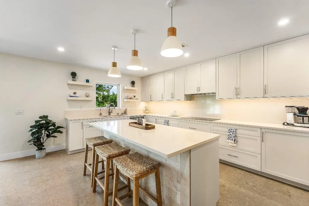 1070 Marble Way Boca Raton FL 33432