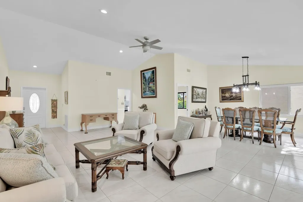 7962 Cloverfield Circle Boca Raton FL 33433