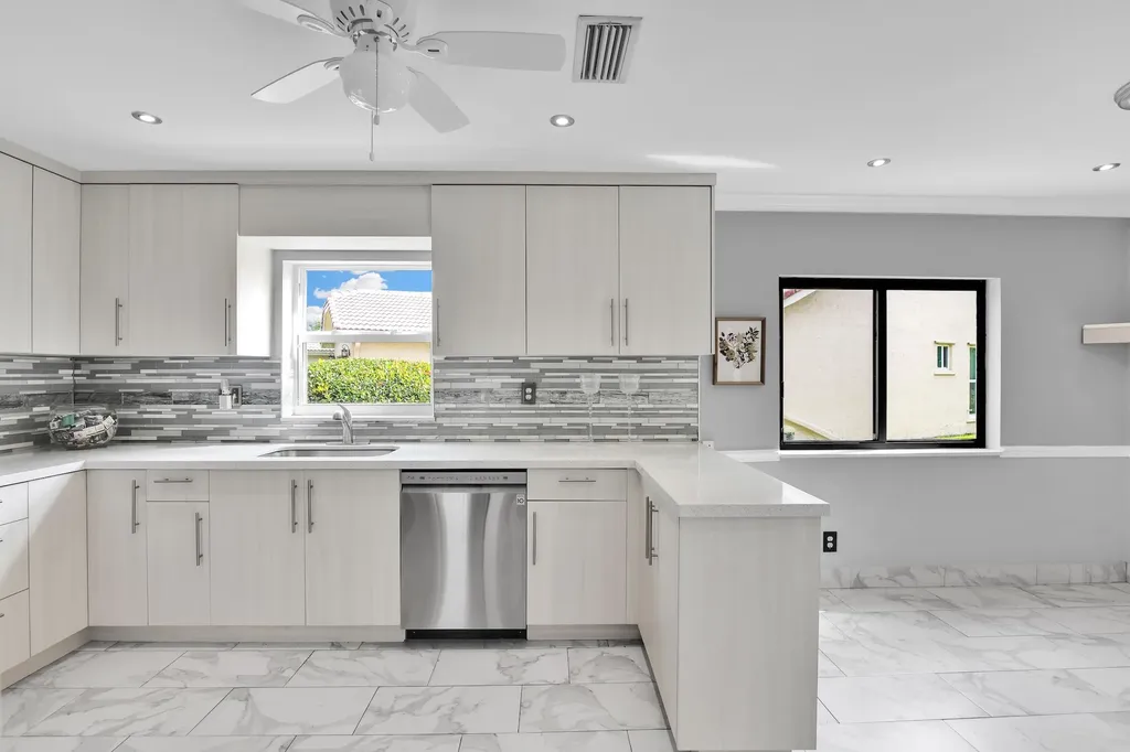7962 Cloverfield Circle Boca Raton FL 33433