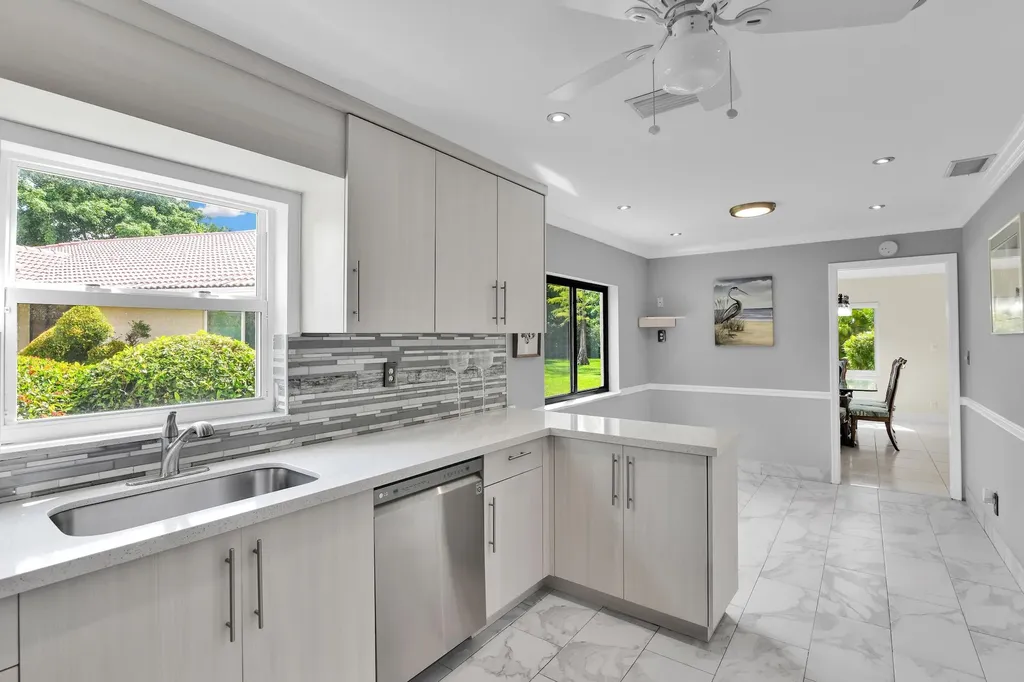 7962 Cloverfield Circle Boca Raton FL 33433