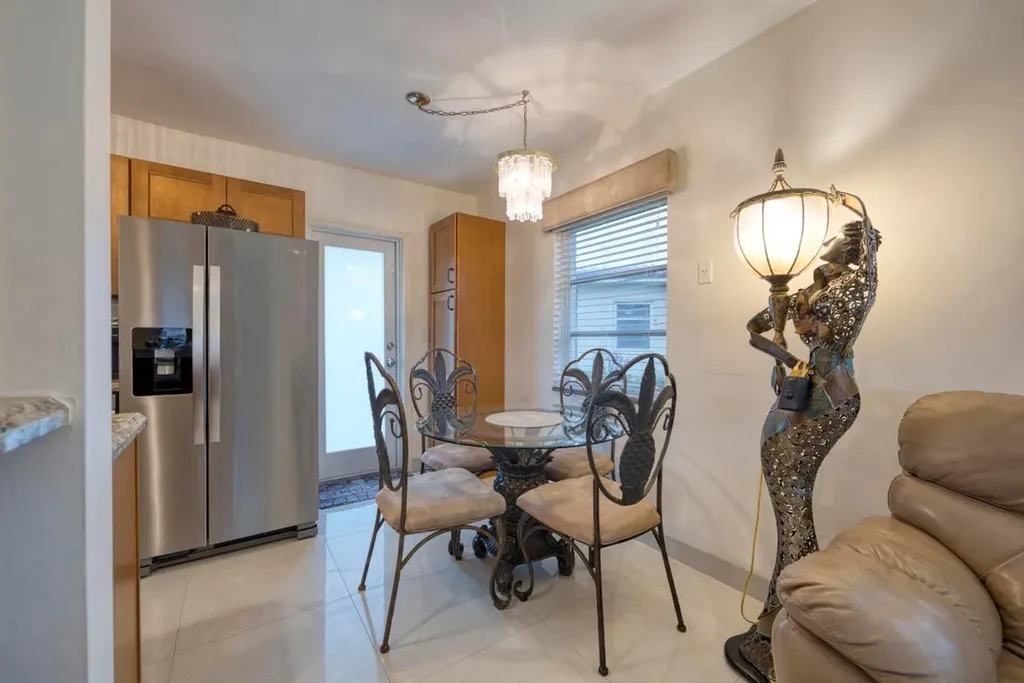 1225 Hillsboro Mile Hillsboro Beach FL 33062