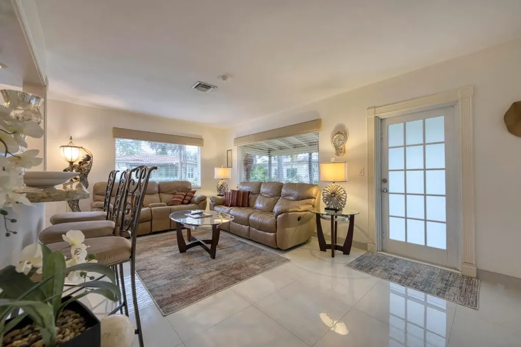 1225 Hillsboro Mile Hillsboro Beach FL 33062