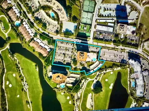 2425 Presidential Way West Palm Beach FL 33401