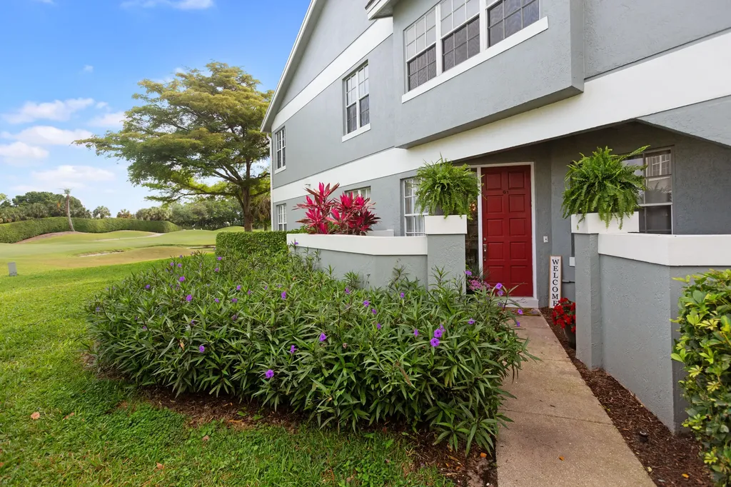 10208 Andover Coach Circle Lake Worth FL 33449
