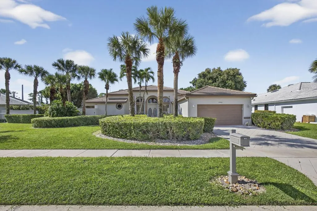 4912 Exeter Estate Lane Lake Worth FL 33449