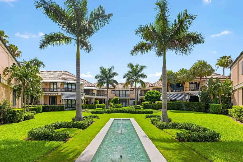 307 Everglade Avenue Palm Beach FL 33480