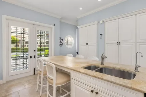 307 Everglade Avenue Palm Beach FL 33480