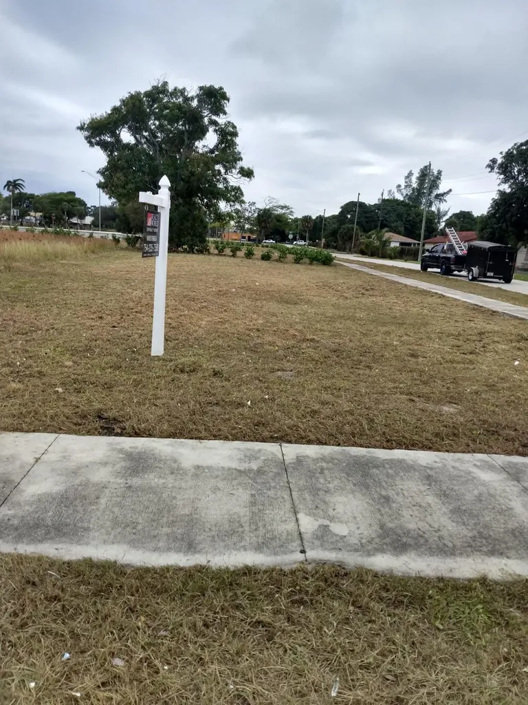 84 SW 1 Court Deerfield Beach FL 33441