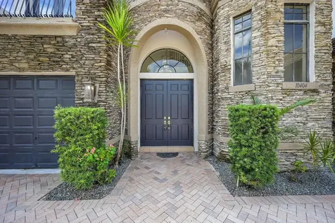 10404 Trianon Place Wellington FL 33449