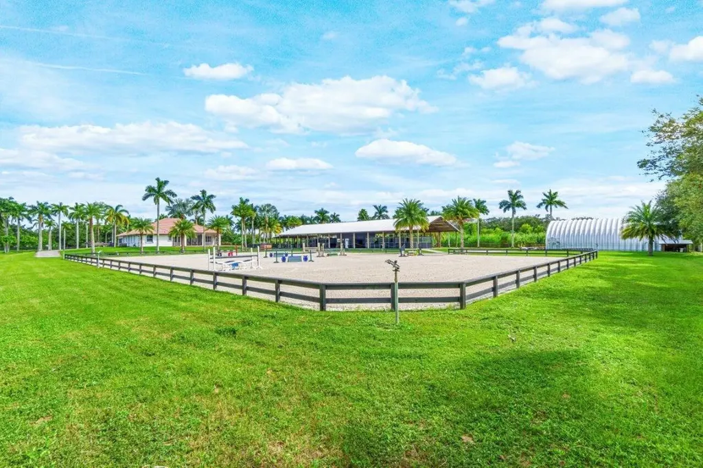 2587 Skipiks Way Wellington FL 33470