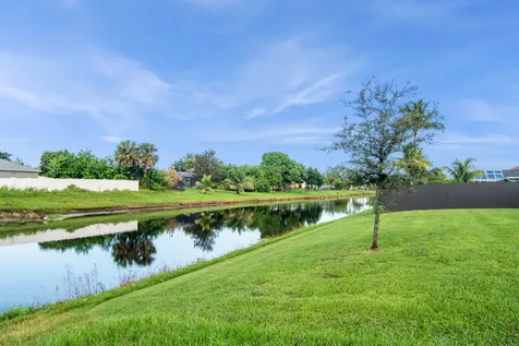 1898 SW Monterrey Lane Port St Lucie FL 34953