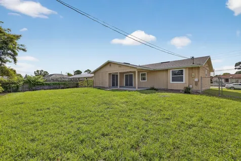 2273 SE Melaleuca Boulevard Port St Lucie FL 34952