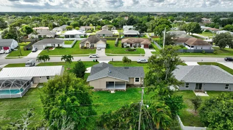 2273 SE Melaleuca Boulevard Port St Lucie FL 34952