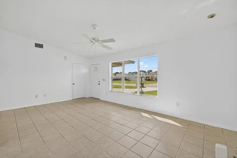 2273 SE Melaleuca Boulevard Port St Lucie FL 34952