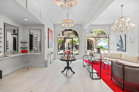 256 Worth Avenue Palm Beach FL 33480