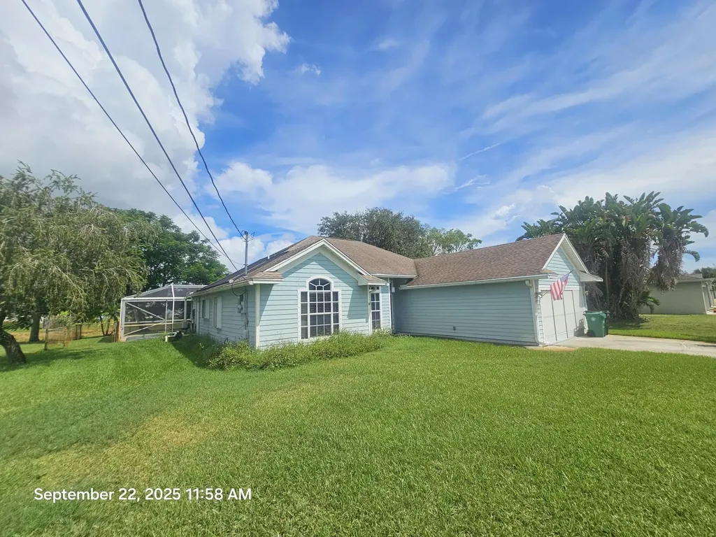 957 SW Jacqueline Avenue Port St Lucie FL 34953