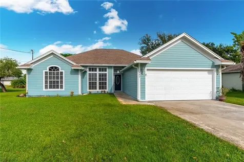 957 SW Jacqueline Avenue Port St Lucie FL 34953