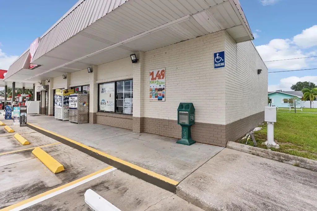 31799 Us Highway 27 Haines City FL 33844