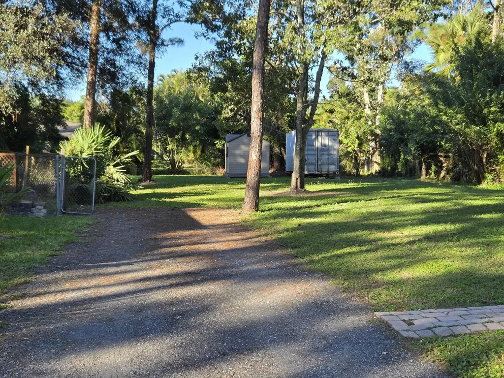 13835 41st Lane N West Palm Beach FL 33411