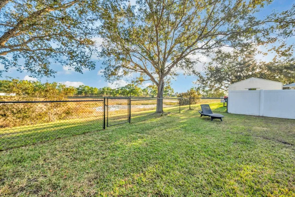 5464 NW Milner Drive Port St Lucie FL 34983