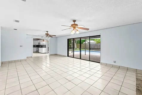 77 NW 5th Avenue Boca Raton FL 33432