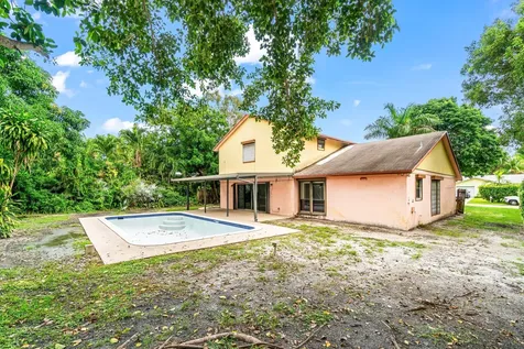 77 NW 5th Avenue Boca Raton FL 33432