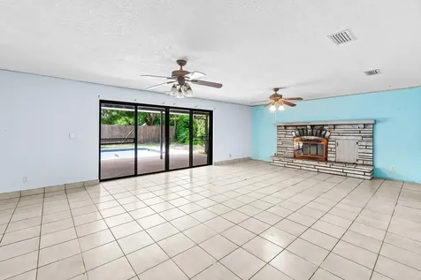 77 NW 5th Avenue Boca Raton FL 33432