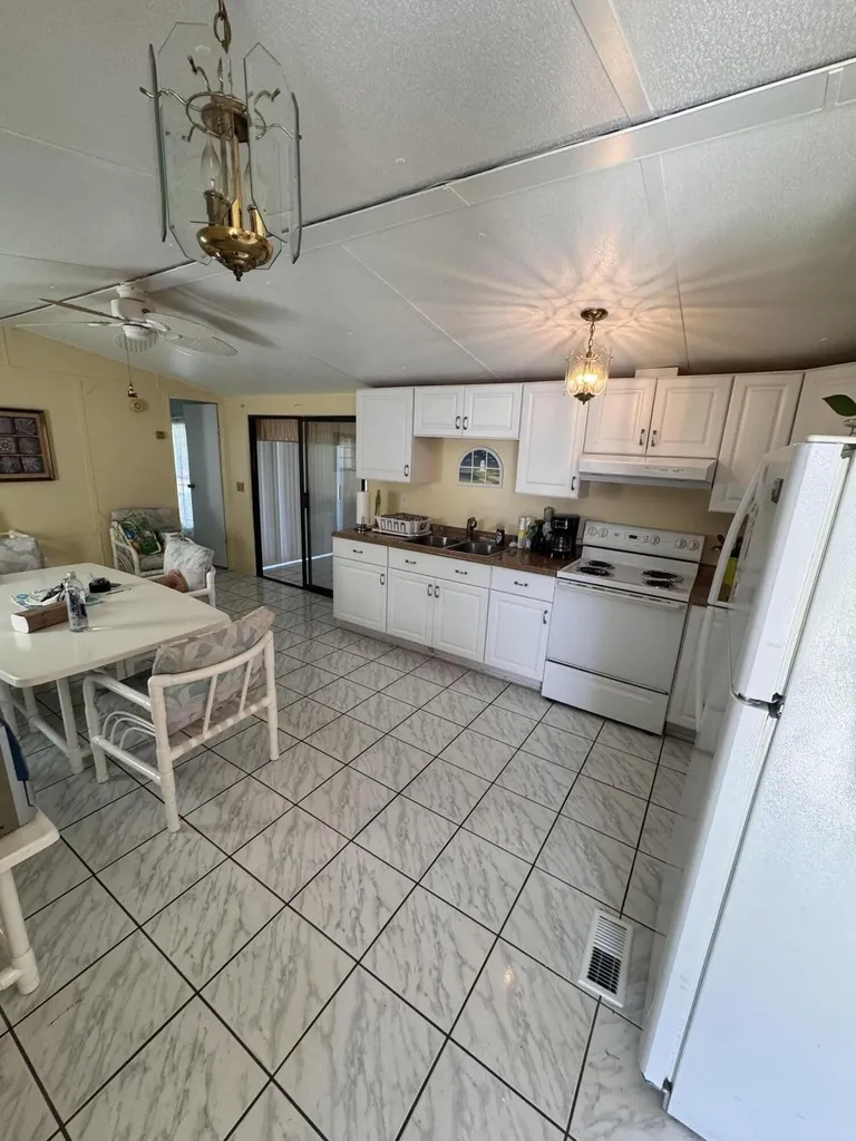 1601 SE Us Highway 441 Okeechobee FL 34974