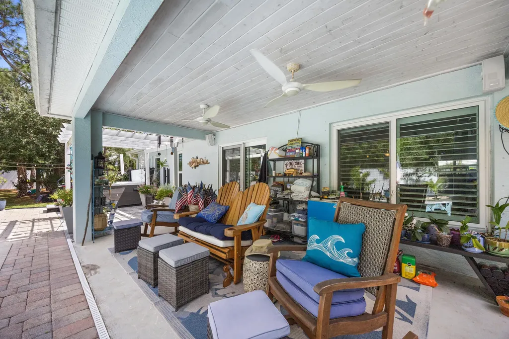1073 SW Placetas Avenue Port St Lucie FL 34953