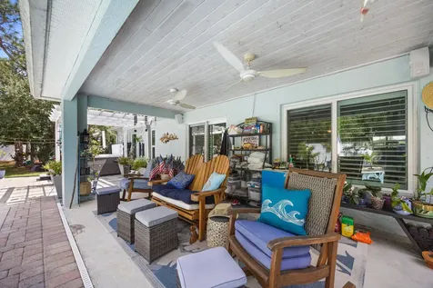 1073 SW Placetas Avenue Port St Lucie FL 34953