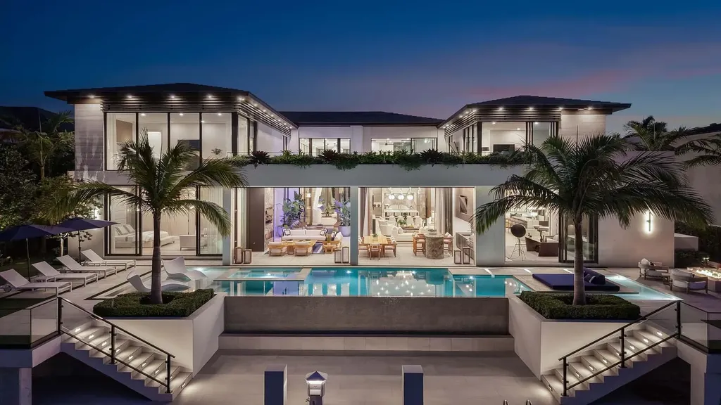 207 W Coconut Palm Road Boca Raton FL 33432