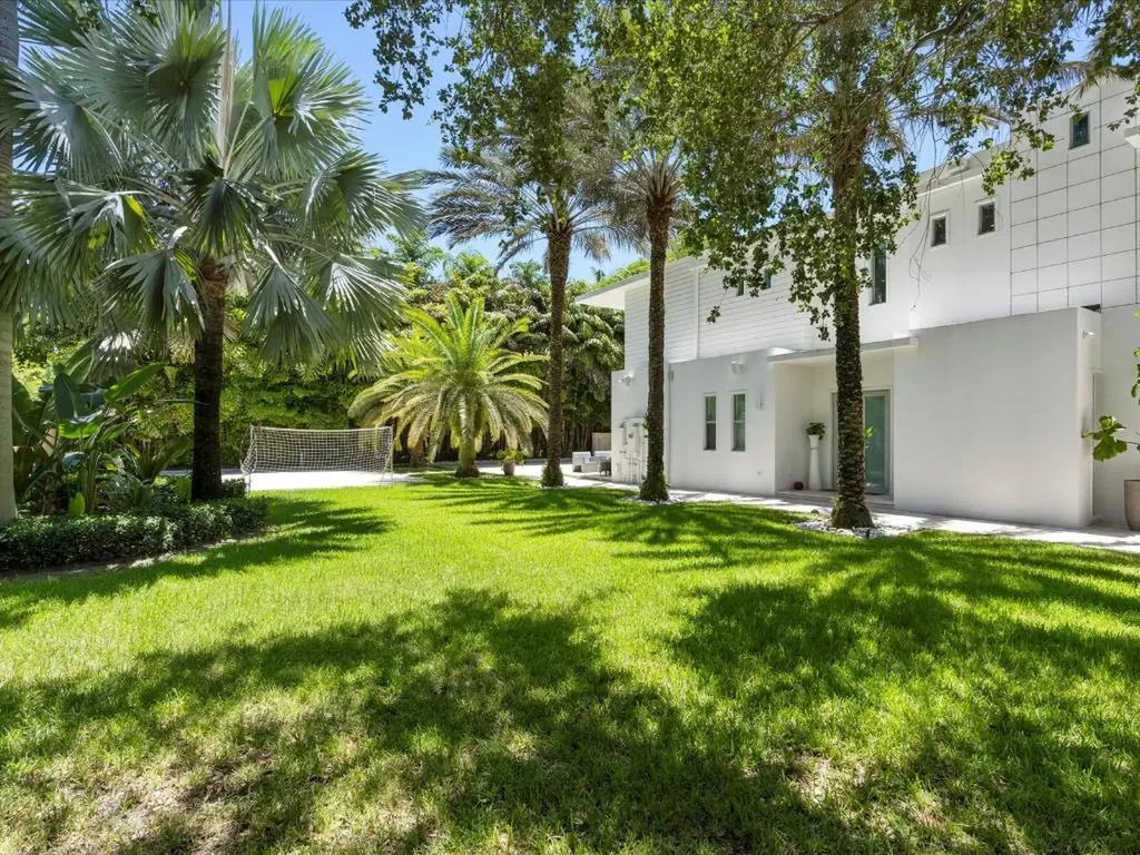 3917 SW 42nd Avenue Miami FL 33146