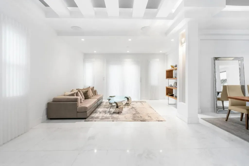 3917 SW 42nd Avenue Miami FL 33146