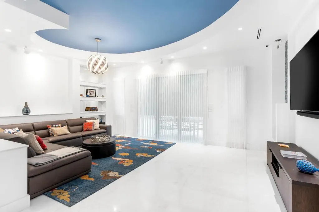 3917 SW 42nd Avenue Miami FL 33146
