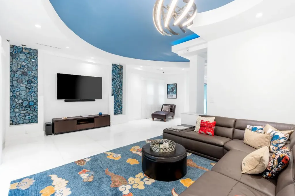 3917 SW 42nd Avenue Miami FL 33146