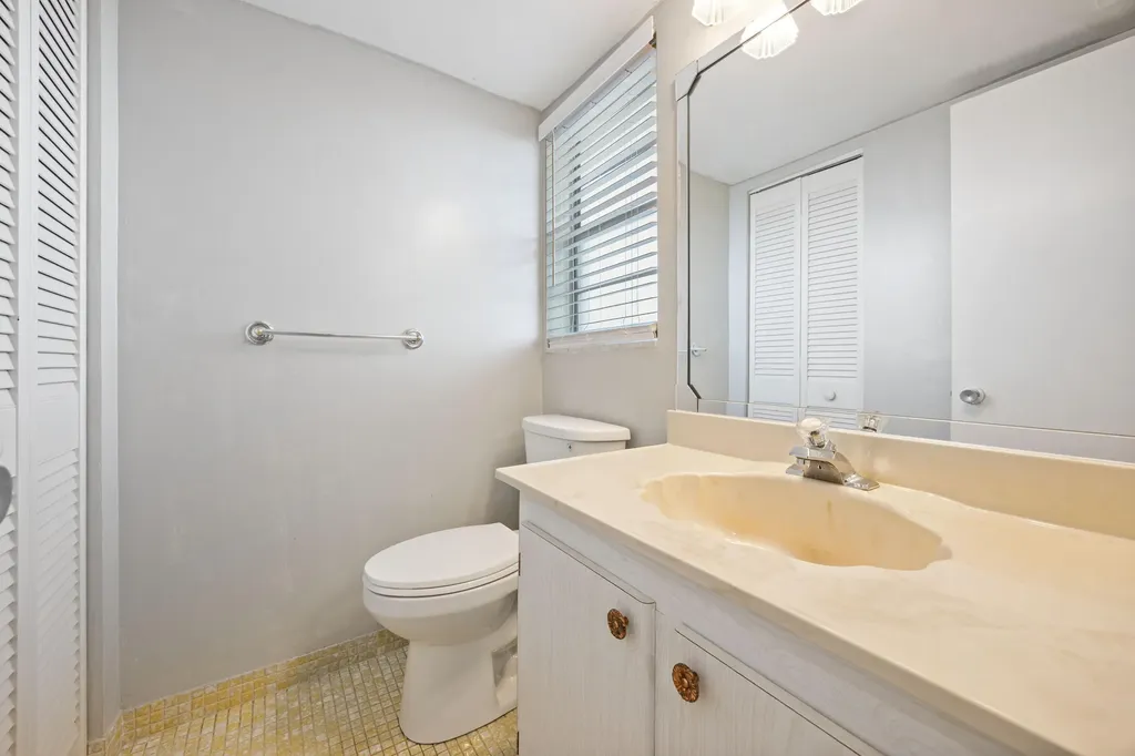 230 NE 26th Avenue Boynton Beach FL 33435