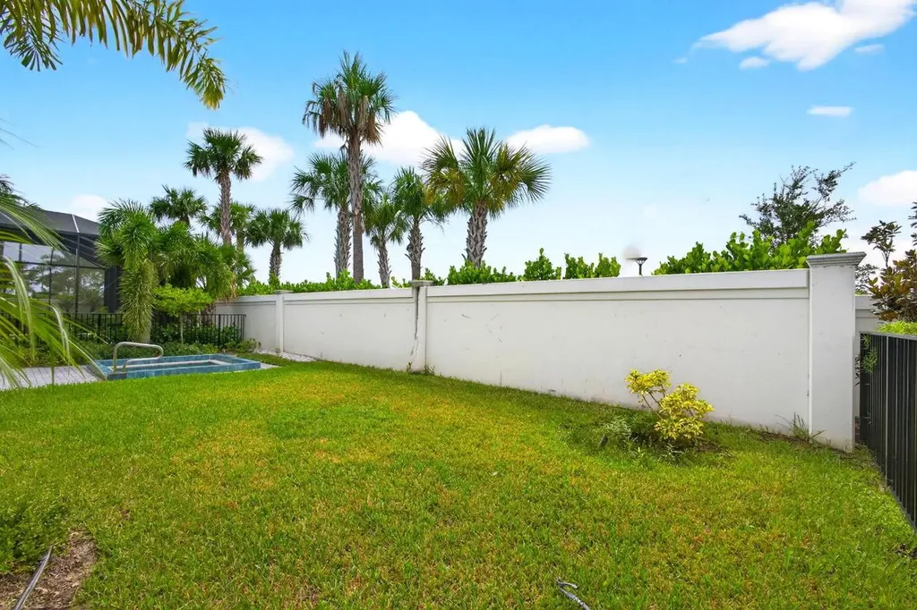 9901 Regency Way Palm Beach Gardens FL 33412